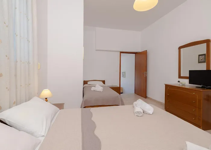 Albatros Suite Stegna Beach