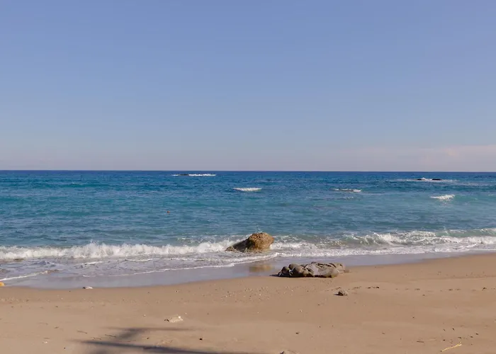 Albatros Suite Stegna Beach